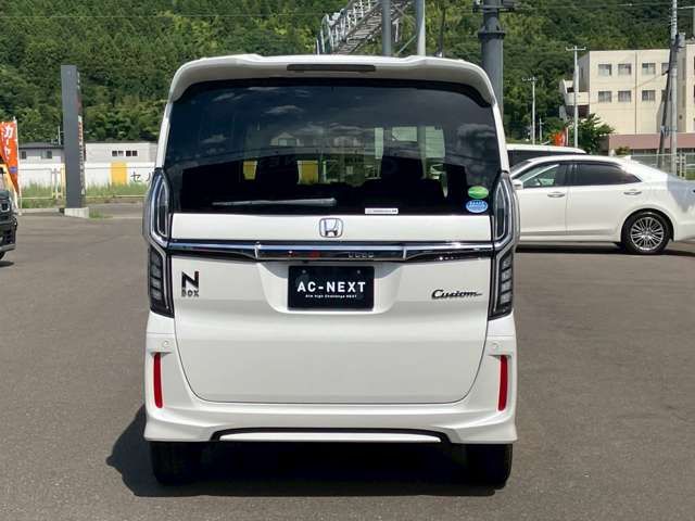 HONDA N BOX CUSTOM 2020