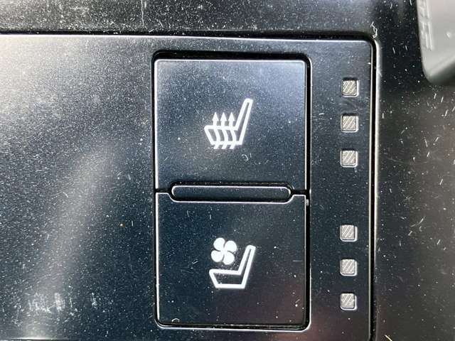 TOYOTA LEXUS IS300h 2013