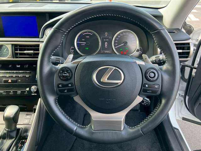 TOYOTA LEXUS IS300h 2013