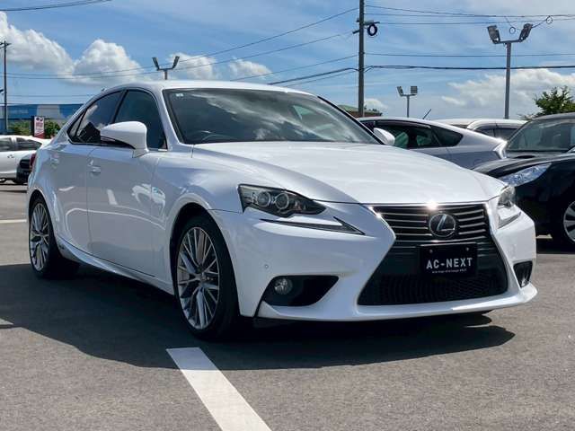 TOYOTA LEXUS IS300h 2013