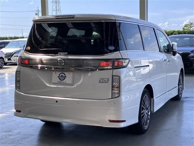 NISSAN ELGRAND 2021