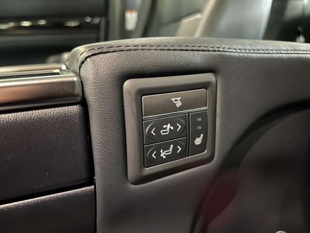 TOYOTA ALPHARD hybrid 4WD 2019