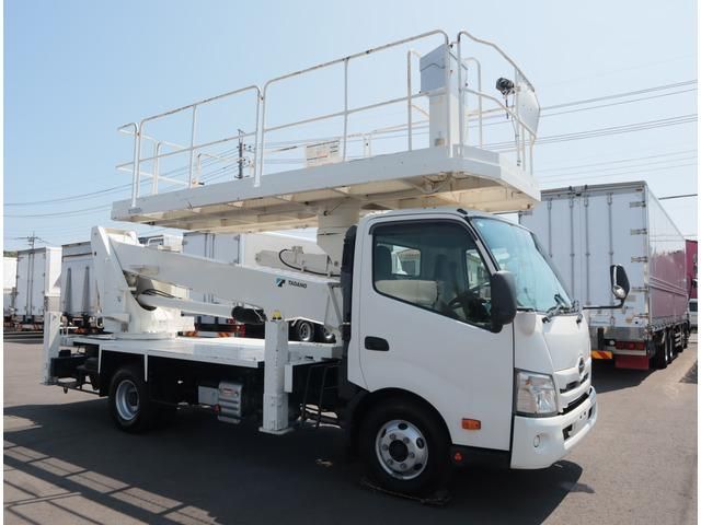 HINO DUTRO 2020