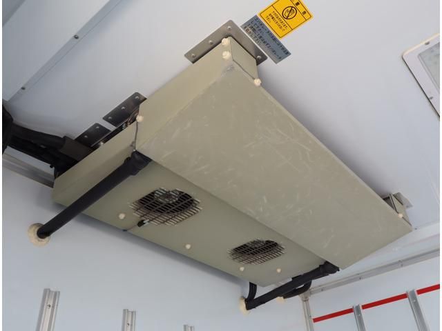 MITSUBISHI CANTER 2017