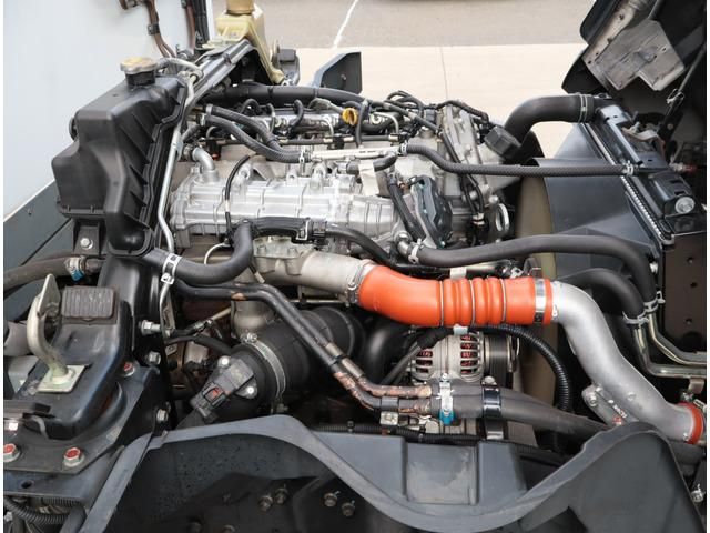 MITSUBISHI CANTER 2017