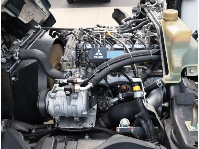 MITSUBISHI CANTER 2017