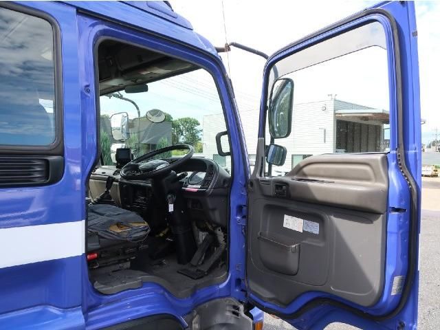 ISUZU FORWARD 2006