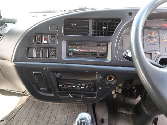 ISUZU FORWARD 2006