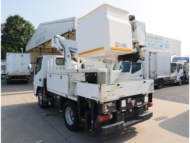 MITSUBISHI CANTER 2017