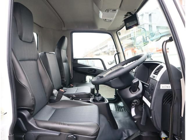 MITSUBISHI FUSOU FIGHTER 2025