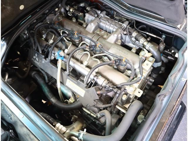 MITSUBISHI ROSA 2023