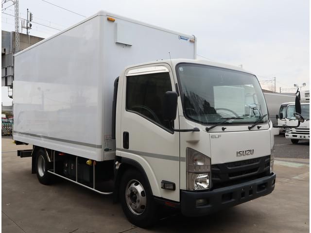 ISUZU ELF 2018