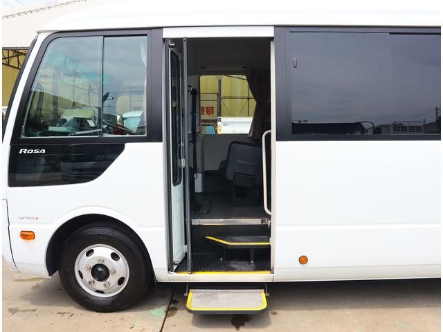 MITSUBISHI ROSA 2023