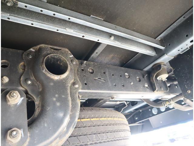 MITSUBISHI ROSA 2023