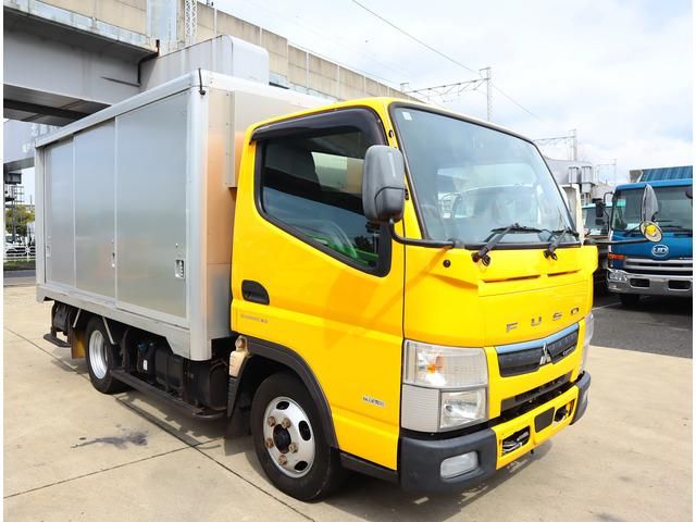 MITSUBISHI CANTER 2019