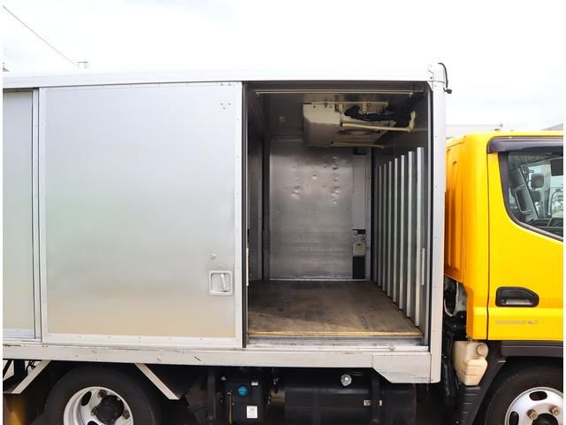 MITSUBISHI CANTER 2019