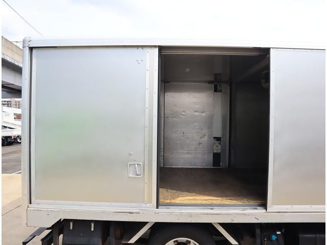 MITSUBISHI CANTER 2019