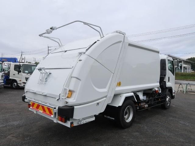 ISUZU FORWARD 2012