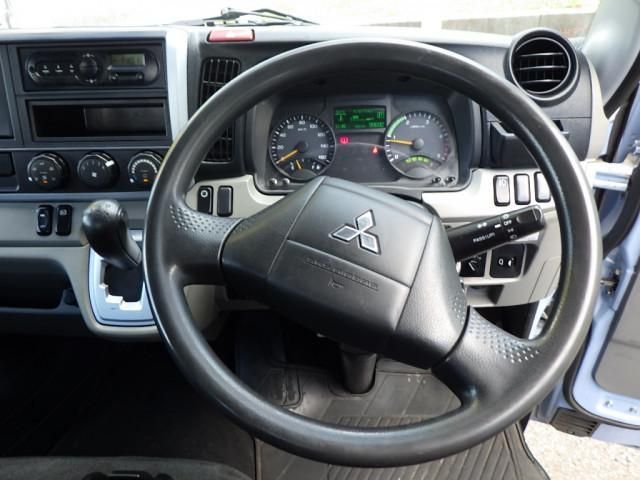 MITSUBISHI CANTER 2016