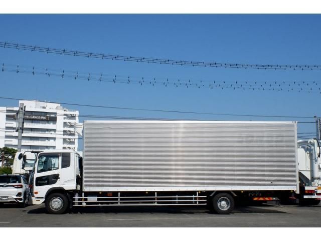 NISSAN DIESEL CONDOR 2015