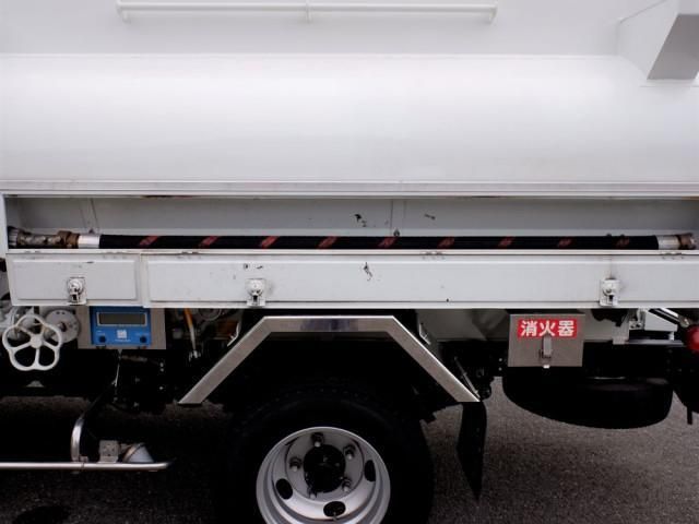 MITSUBISHI CANTER 2017