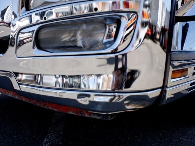 MITSUBISHI FUSOU SUPER GREAT 2013