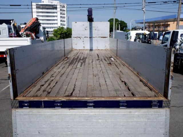 MITSUBISHI FUSOU SUPER GREAT 2013