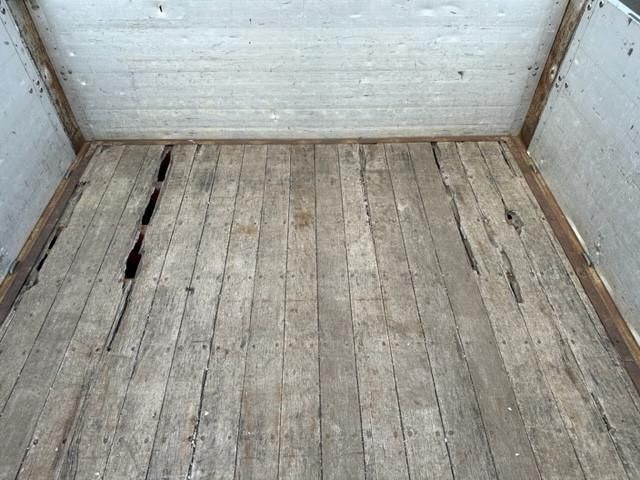 MITSUBISHI FUSOU SUPER GREAT 2013