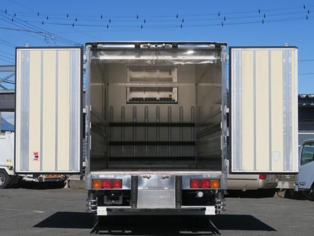 MITSUBISHI FUSOU FIGHTER 2015