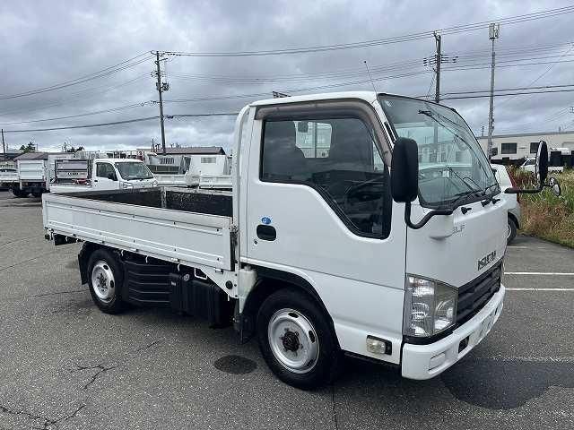 ISUZU ELF 2012