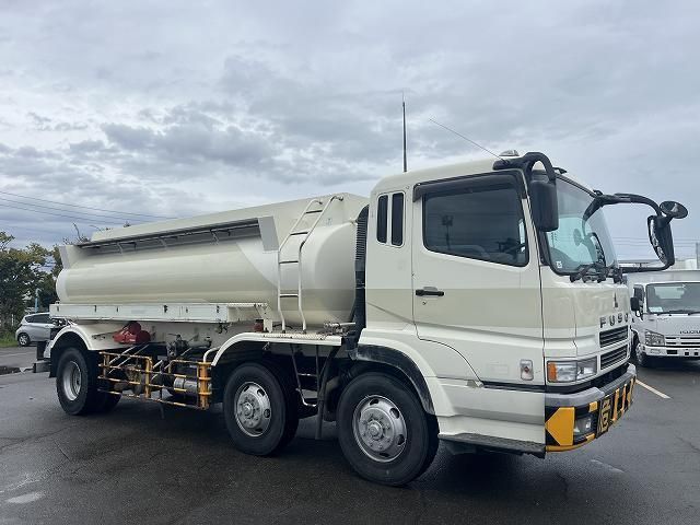 MITSUBISHI FUSOU SUPER GREAT 2004