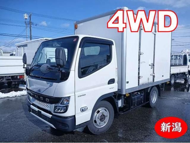 MITSUBISHI CANTER 2021