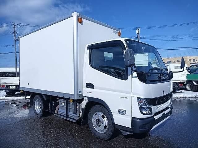 MITSUBISHI CANTER 2021