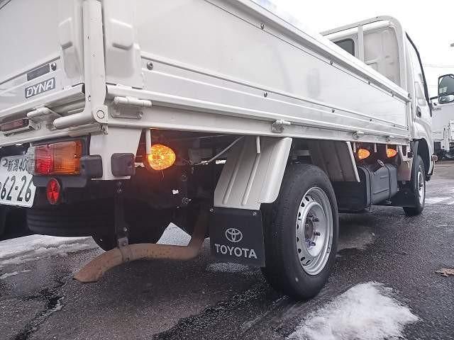 TOYOTA DYNA 2019