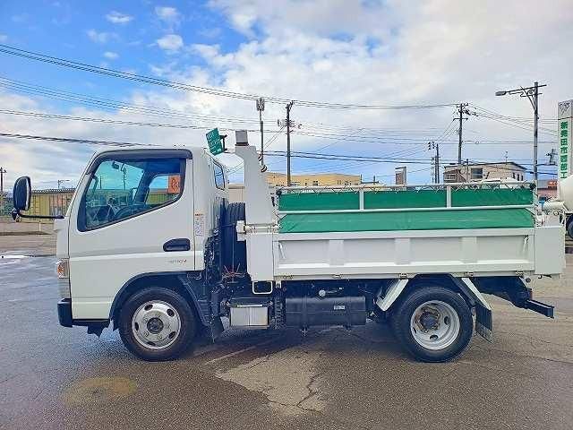 MITSUBISHI CANTER 2020