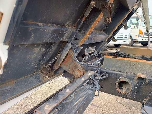 MITSUBISHI CANTER 2020