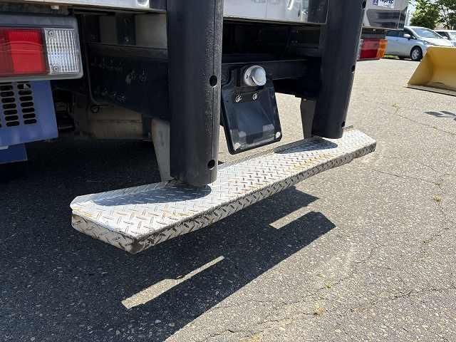 MITSUBISHI CANTER 2017