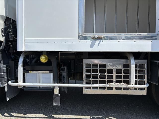 MITSUBISHI CANTER 2017