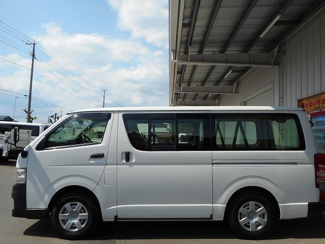 TOYOTA HIACE van 4WD 2013