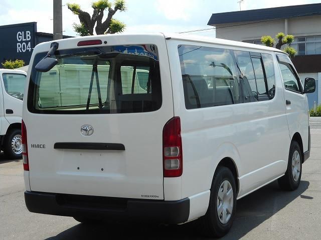 TOYOTA HIACE van 4WD 2013