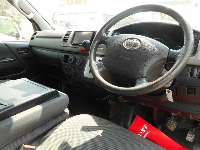TOYOTA HIACE van 4WD 2013