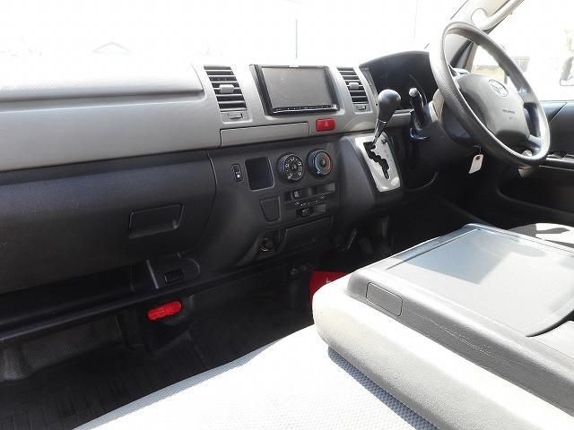 TOYOTA HIACE van 4WD 2013