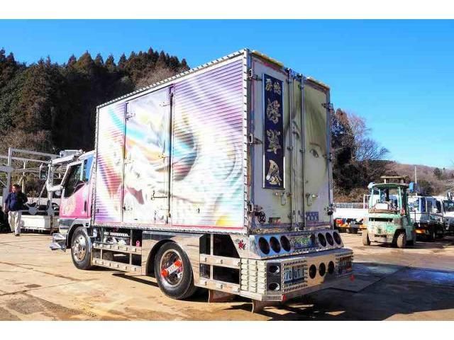MITSUBISHI CANTER 2002
