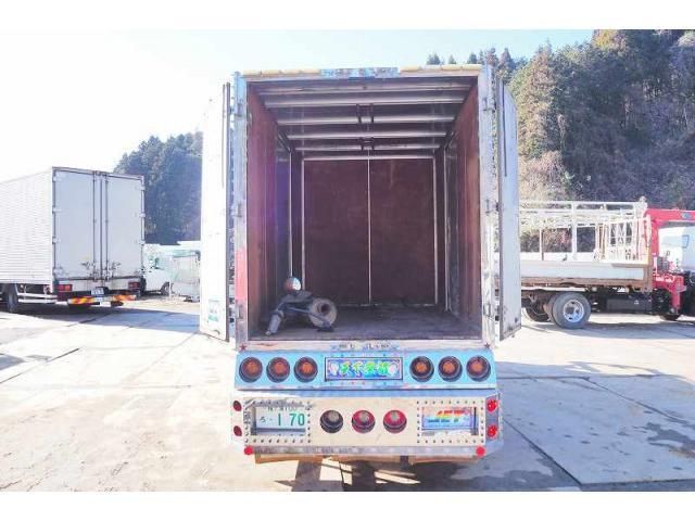 MITSUBISHI CANTER 2002