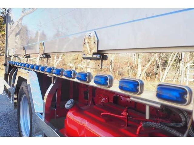 MITSUBISHI CANTER 2003