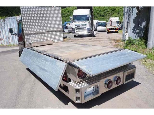 MITSUBISHI CANTER 2013