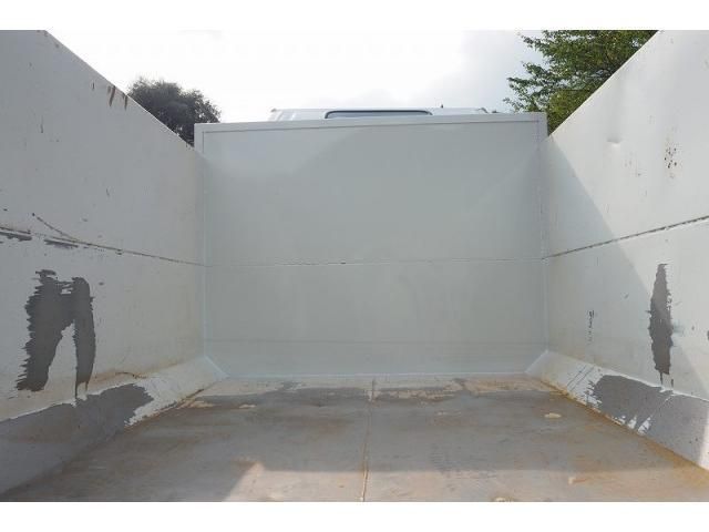 NISSAN DIESEL CONDOR 2000