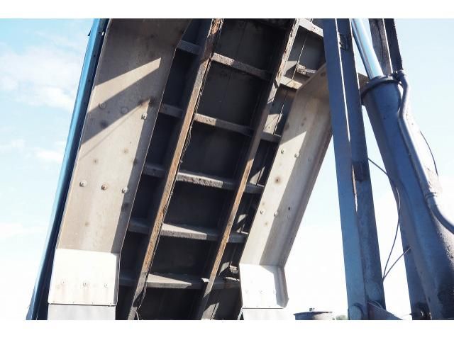 MITSUBISHI FUSOU SUPER GREAT 2006