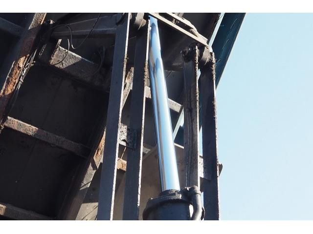 MITSUBISHI FUSOU SUPER GREAT 2006