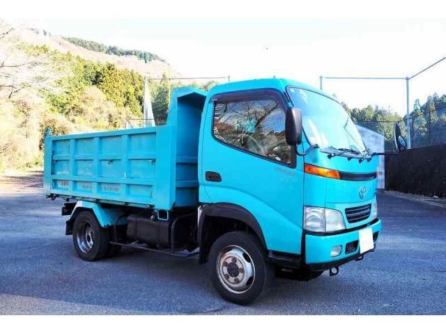 TOYOTA DYNA 2001